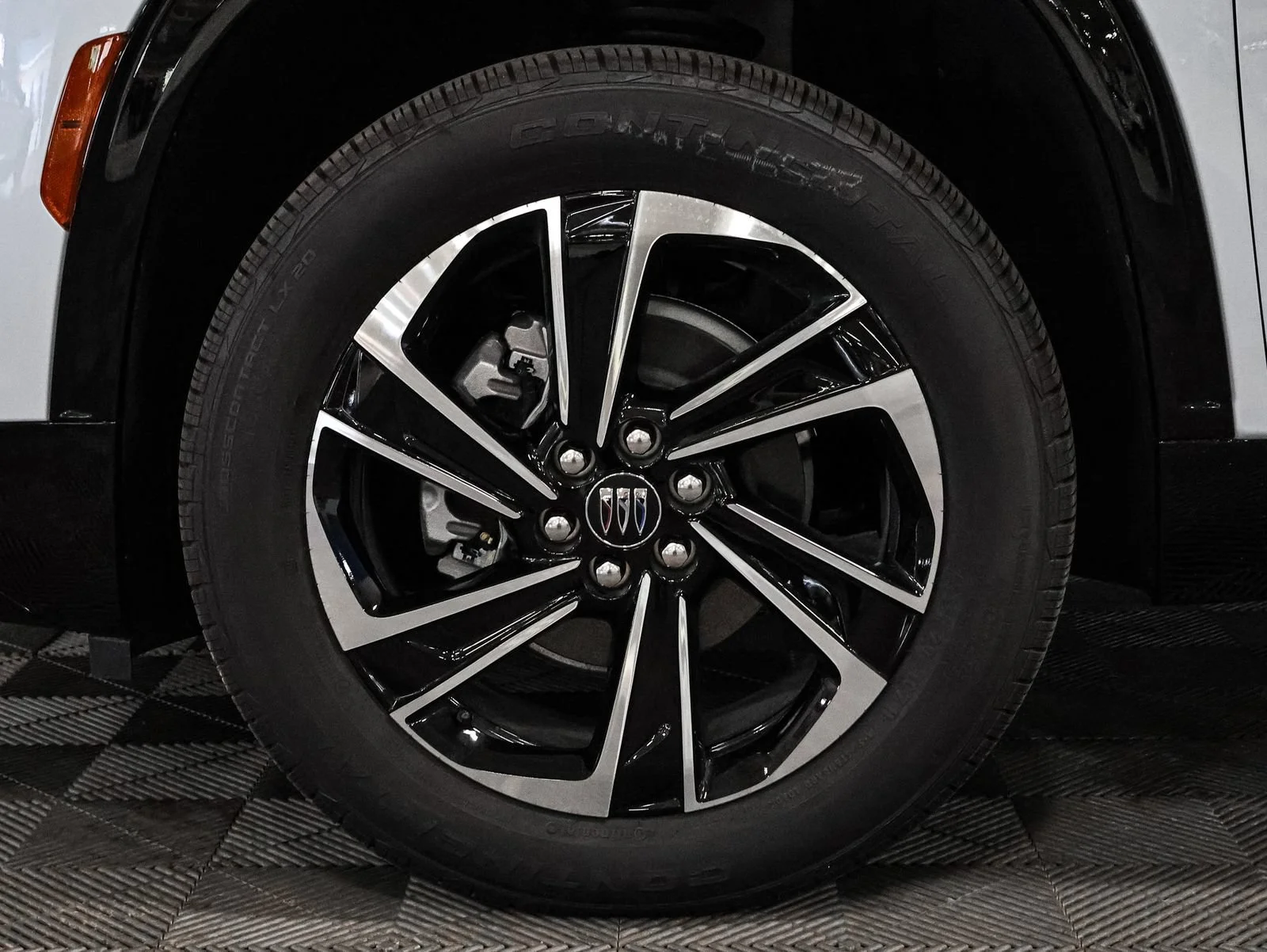 2026 Buick Enclave Sport Touring - Photo 19