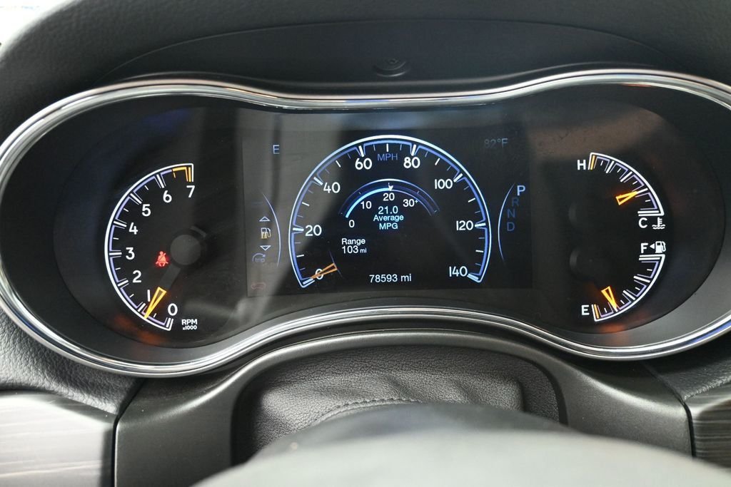 Used 2022 White Jeep Laredo E image 20