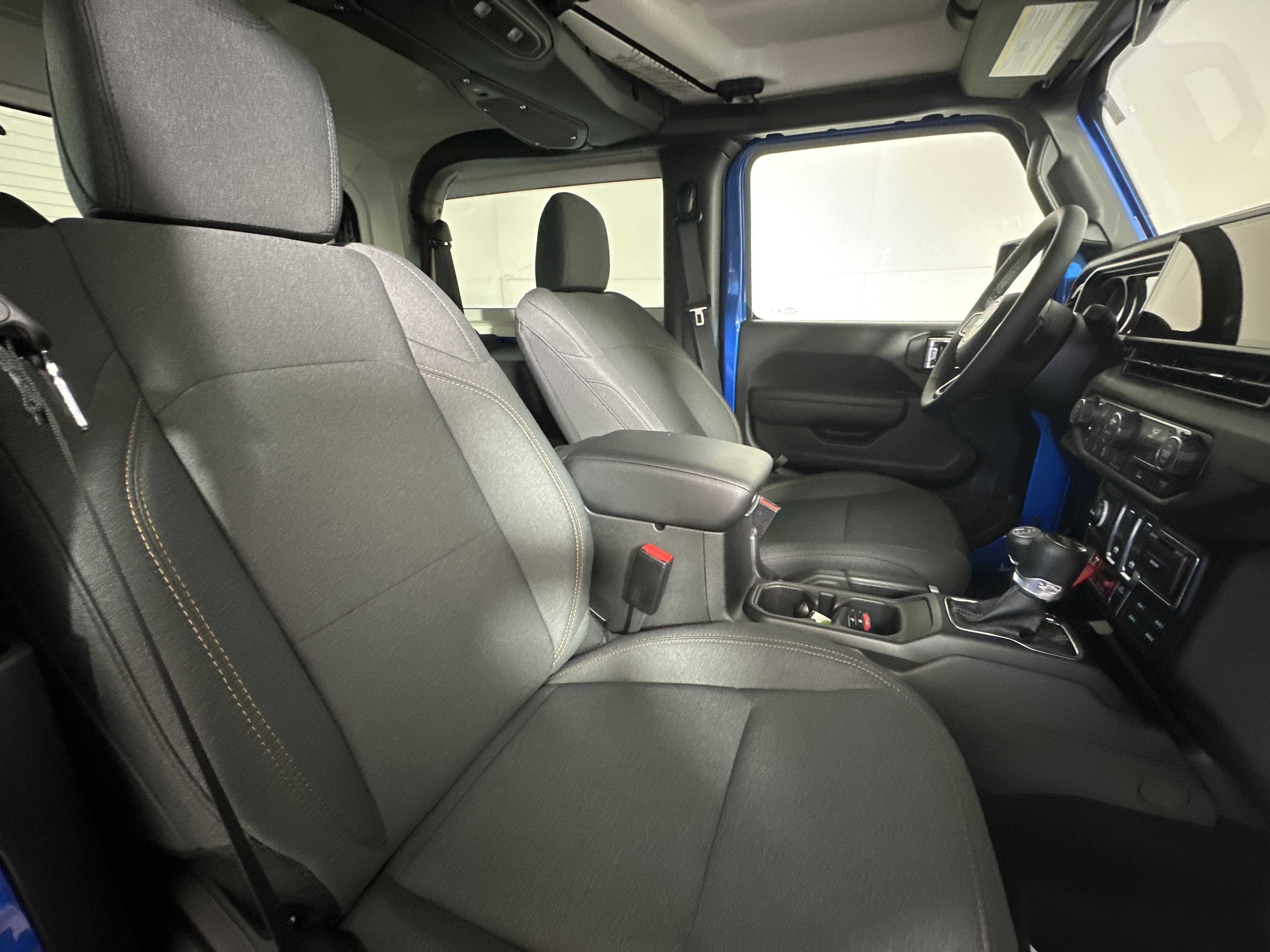 2026 Jeep Wrangler 2-Door Willys - Photo 24
