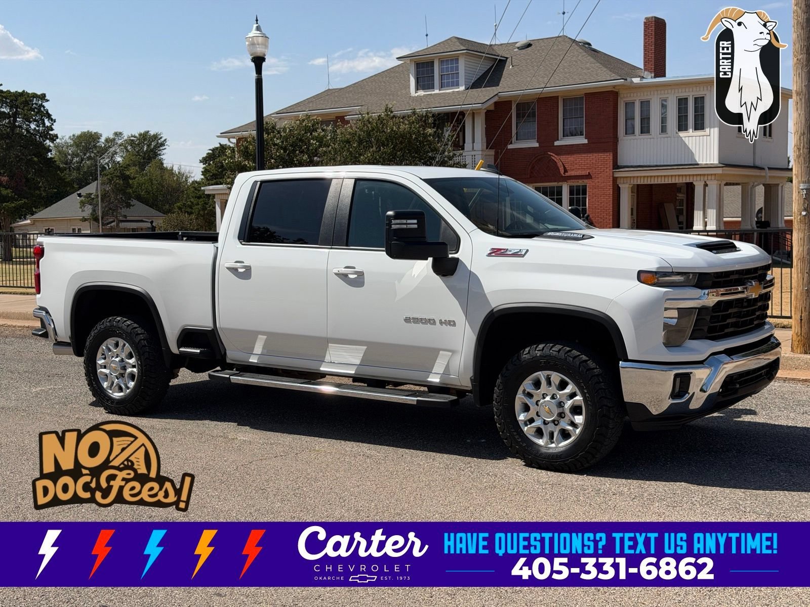 Used 2025 Summit White Chevrolet LT image 1