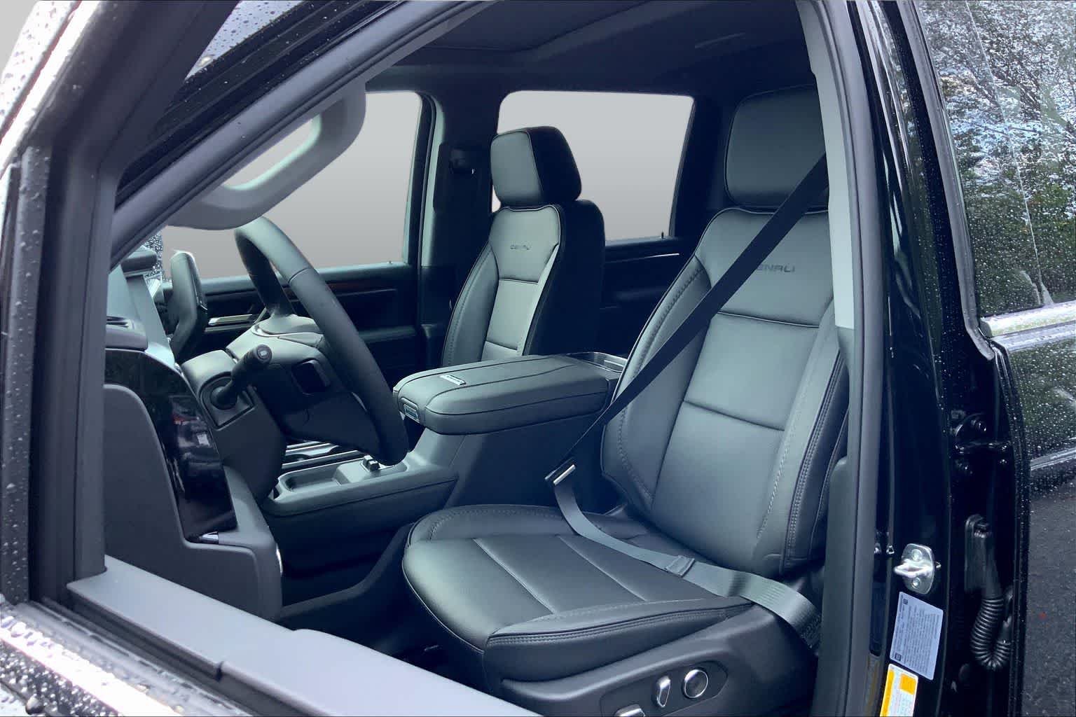 2026 GMC Sierra 2500HD Denali - Photo 9