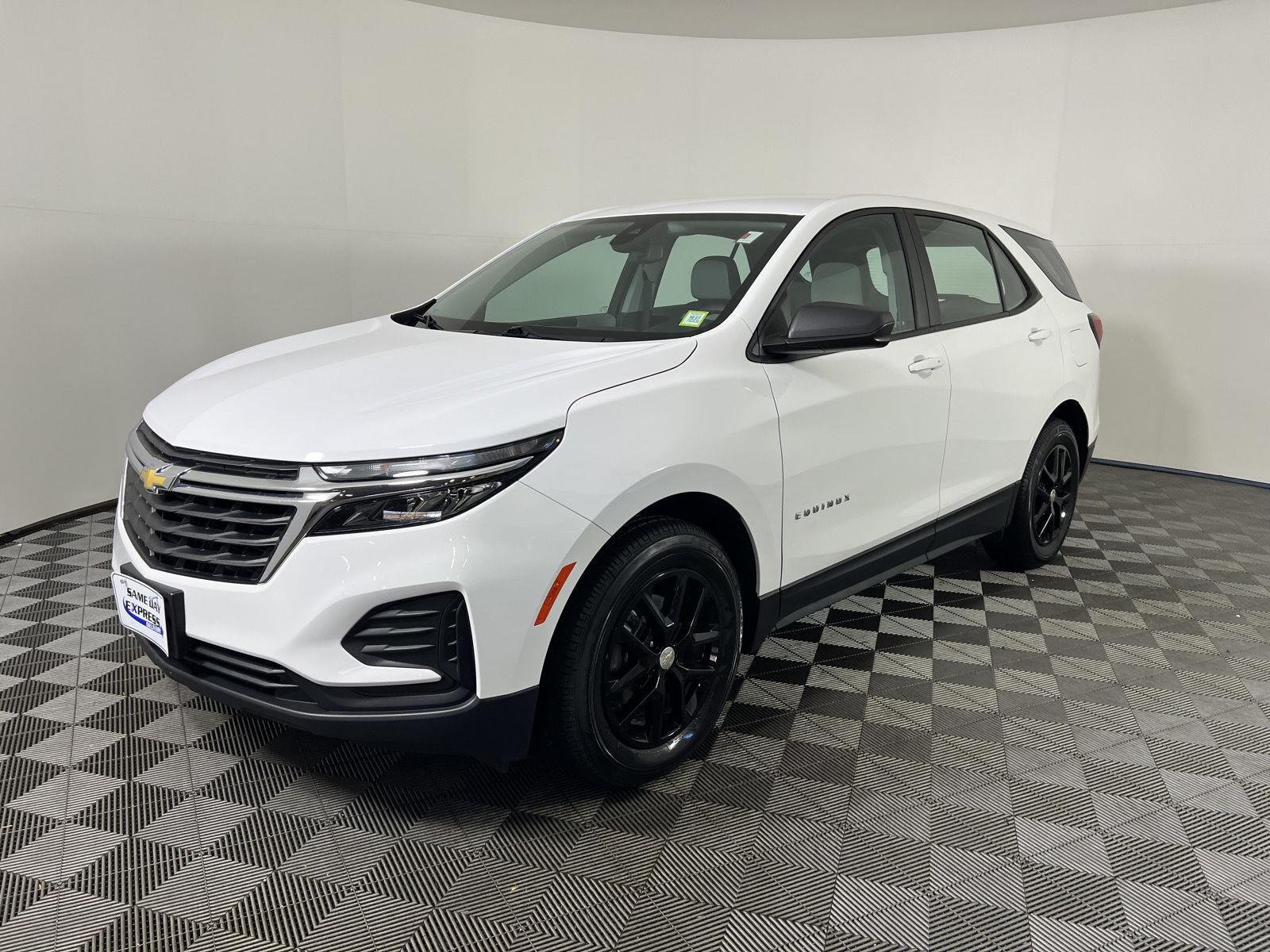 Used 2024 Summit White Chevrolet LS image 27
