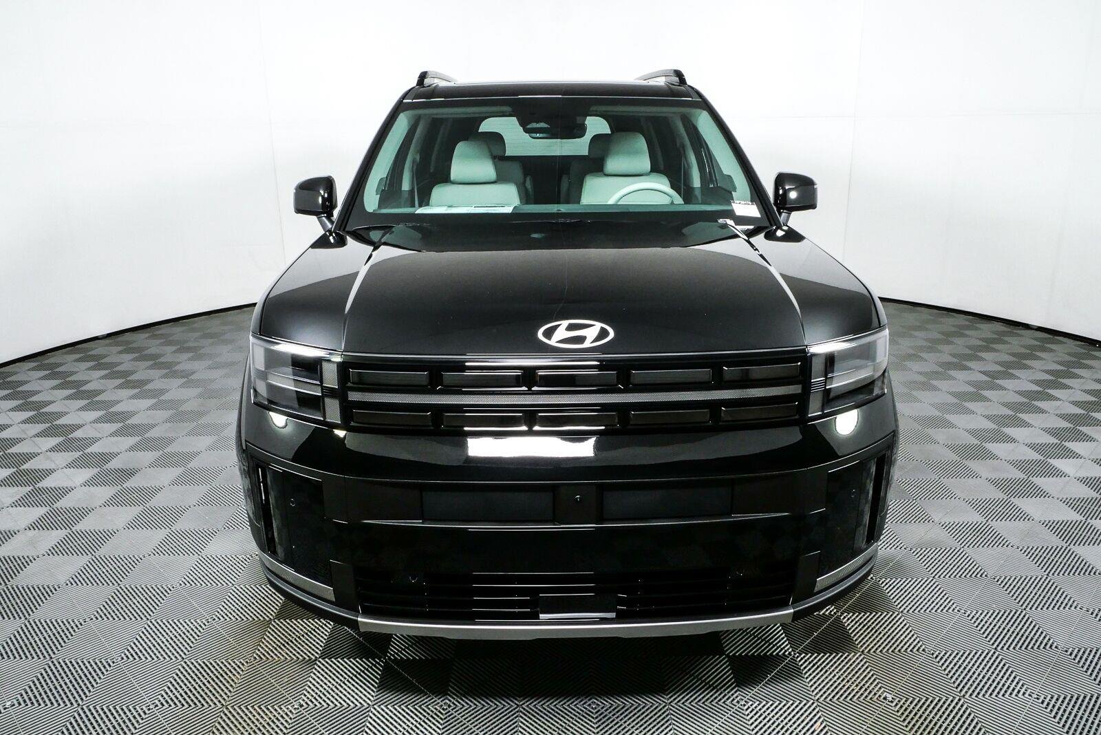 New 2026 Phantom Black Hyundai Limited FWD image 28