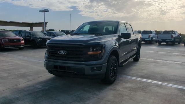 New 2026 Carbonized Gray Metallic Ford XLT image 74