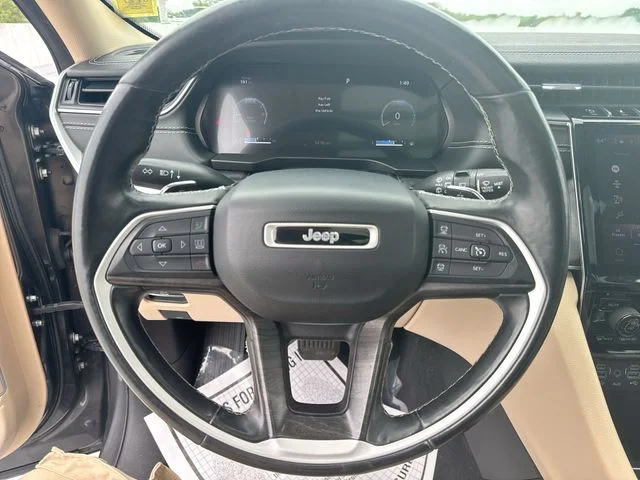 Certified Used 2021 Gray Jeep Limited image 14
