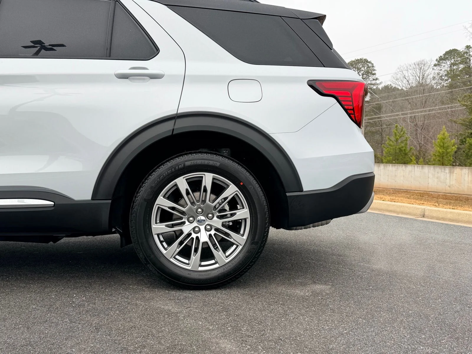 New 2026 White Ford Platinum image 12
