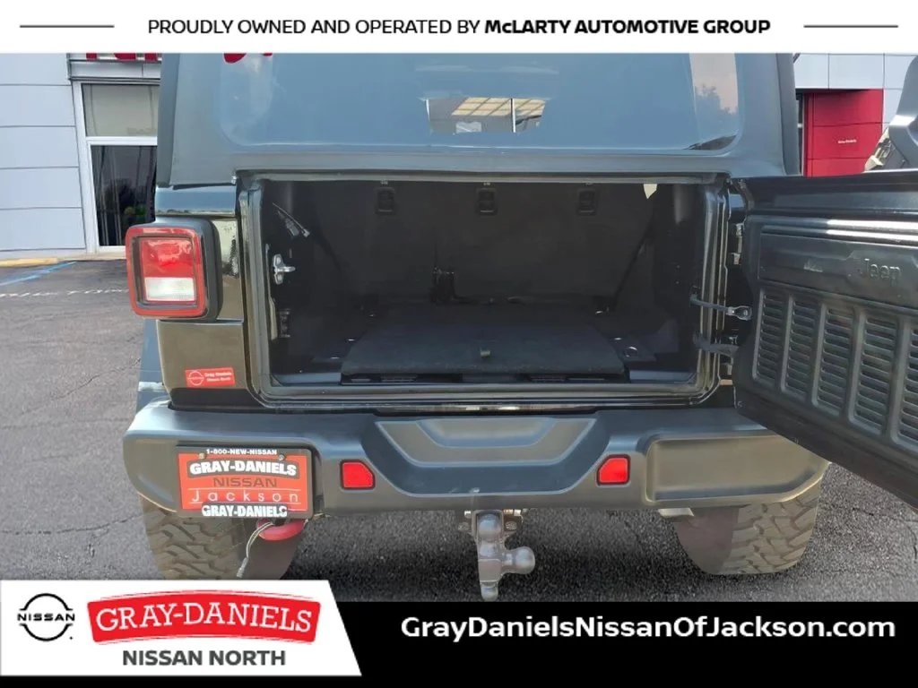 Used 2020 Black Jeep Unlimited Rubicon image 8