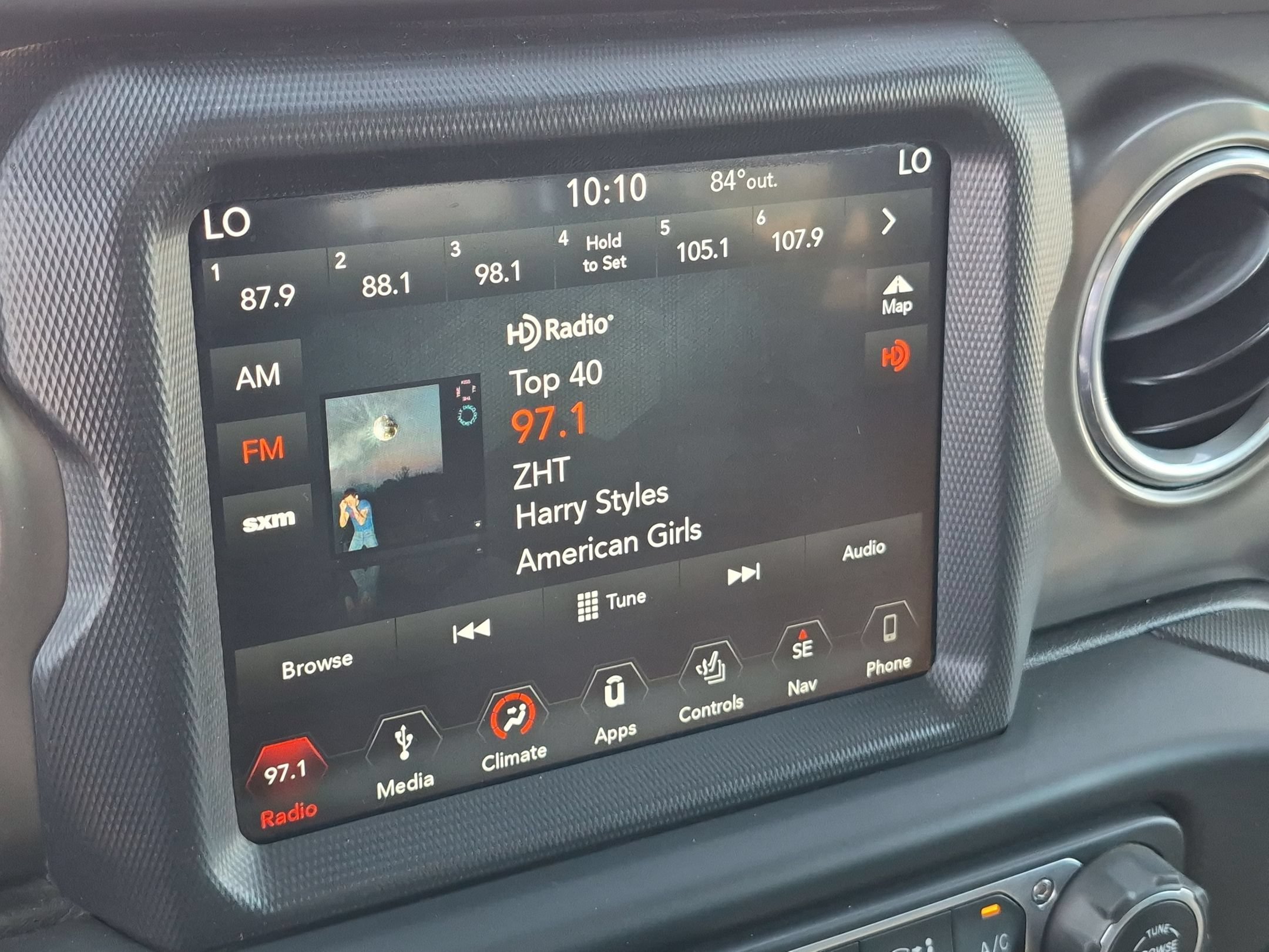Used 2019 Bikini Pearlcoat Jeep Rubicon image 16