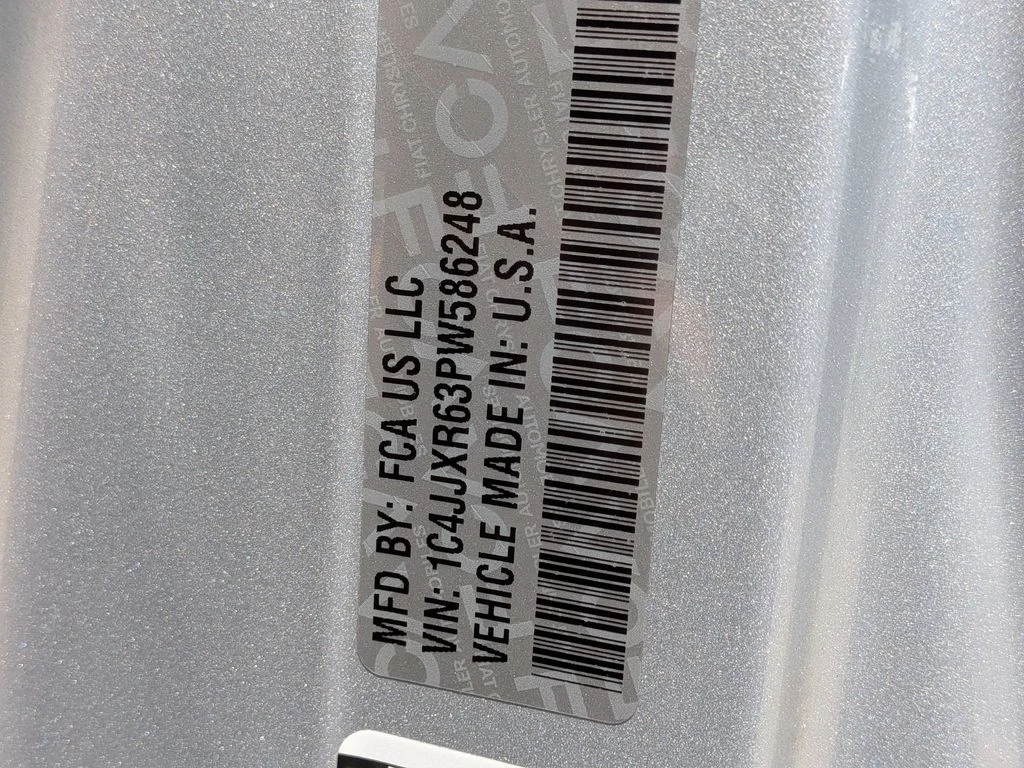 Used 2023 Silver Jeep Rubicon 4xe image 26