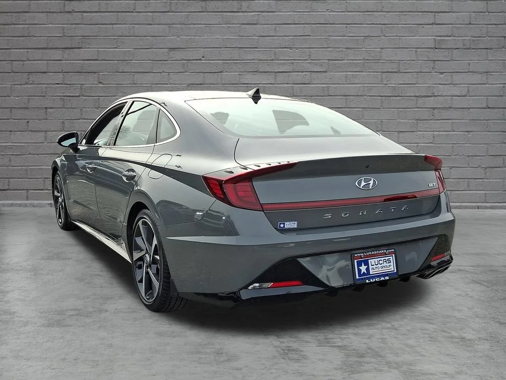 Used 2023 Hampton Gray Hyundai SEL Plus image 9