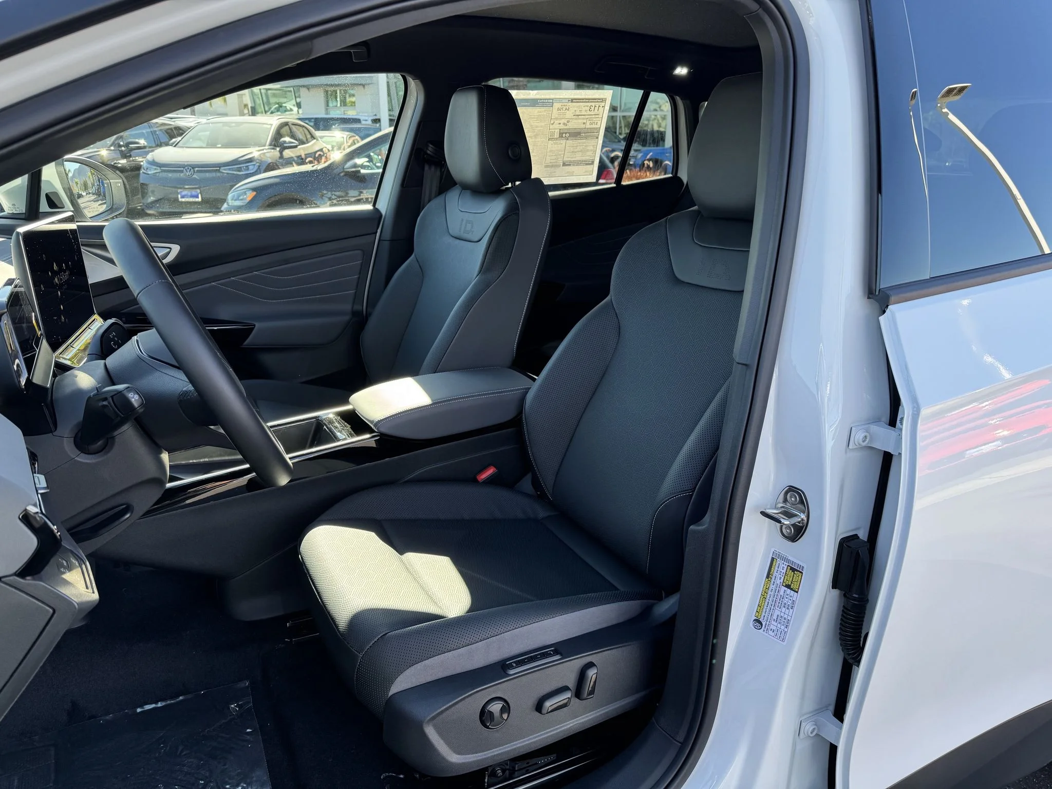 New 2026 Opal White Pearl Volkswagen Pro S image 15
