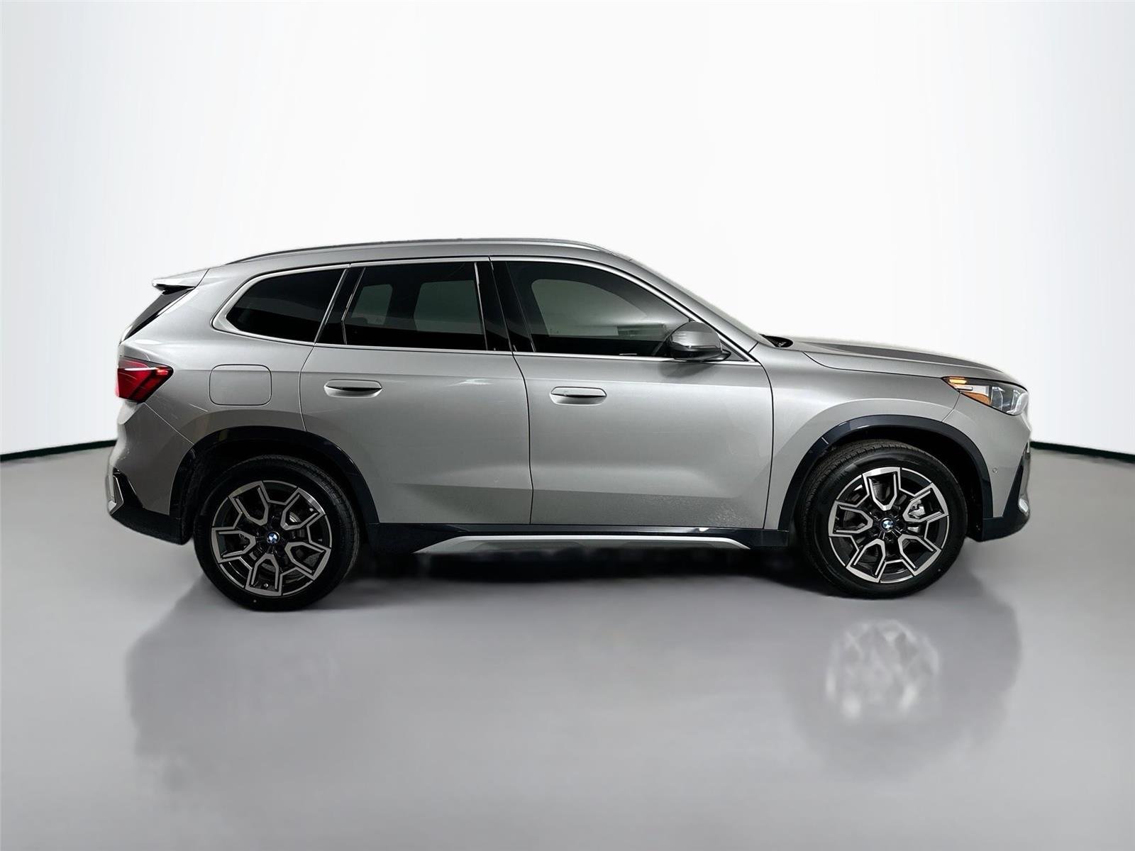 2026 BMW X1 XDrive28i - Photo 8