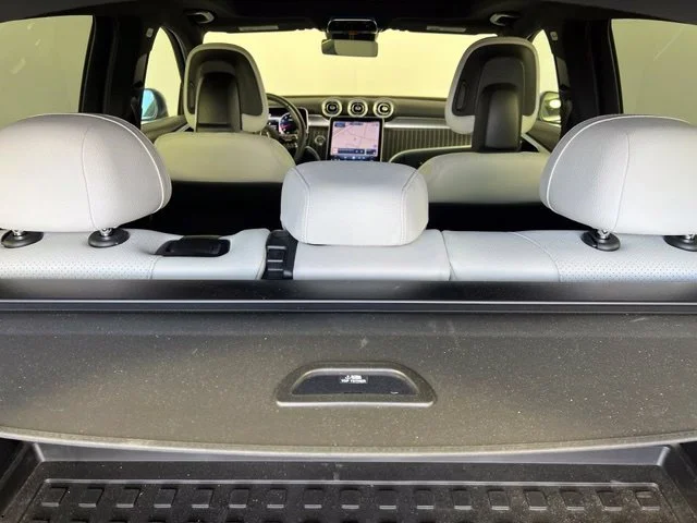 Used 2023 Blue Mercedes-Benz GLC 300 image 42