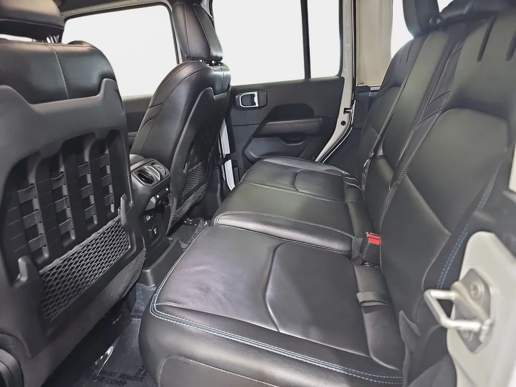 Used 2021 White Jeep Unlimited Rubicon 4xe image 16