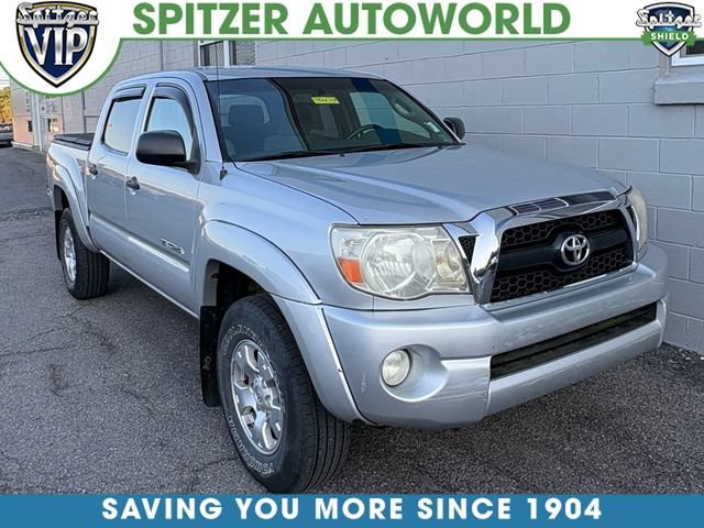 Used 2011 Silver Toyota Base V6 image 1