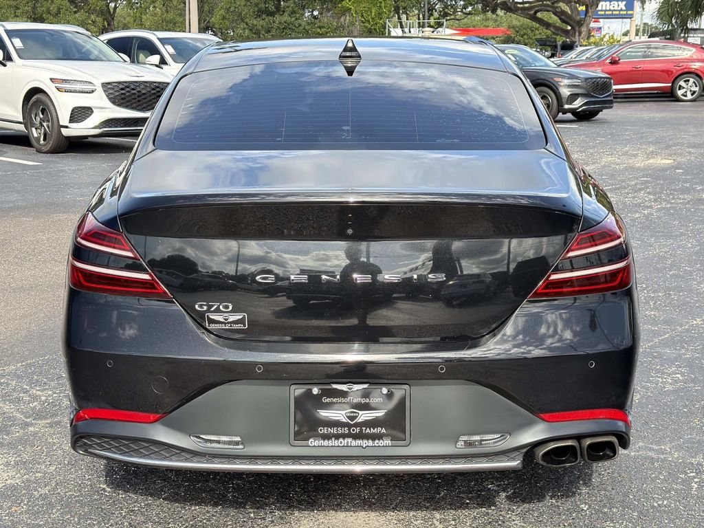 Used 2022 Black Genesis 2.0T image 5