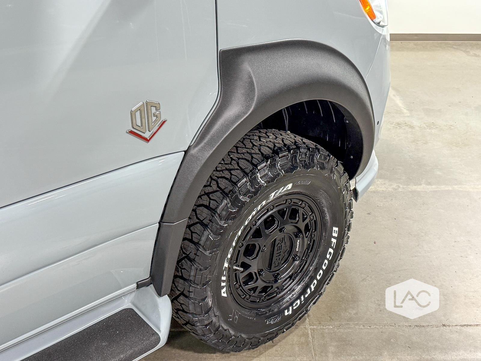 New 2026 Silver Grey OGV LUXURY COACH AWD 540ah ANYWHERE | Desert Runner PKG EVICTUS Suspension image 20
