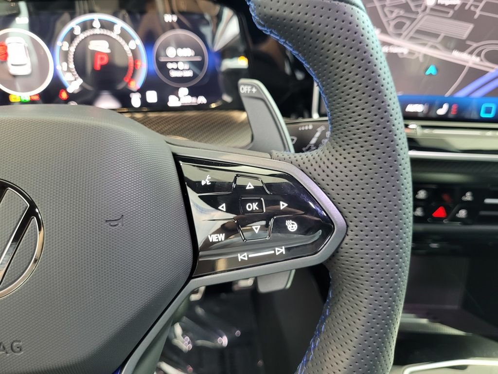 2025 Volkswagen Golf R R - Photo 23