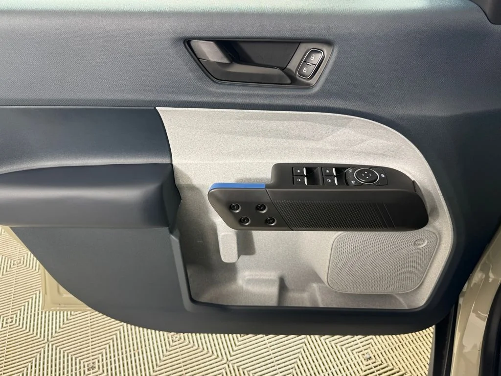 New 2025 Beige Ford XLT image 24