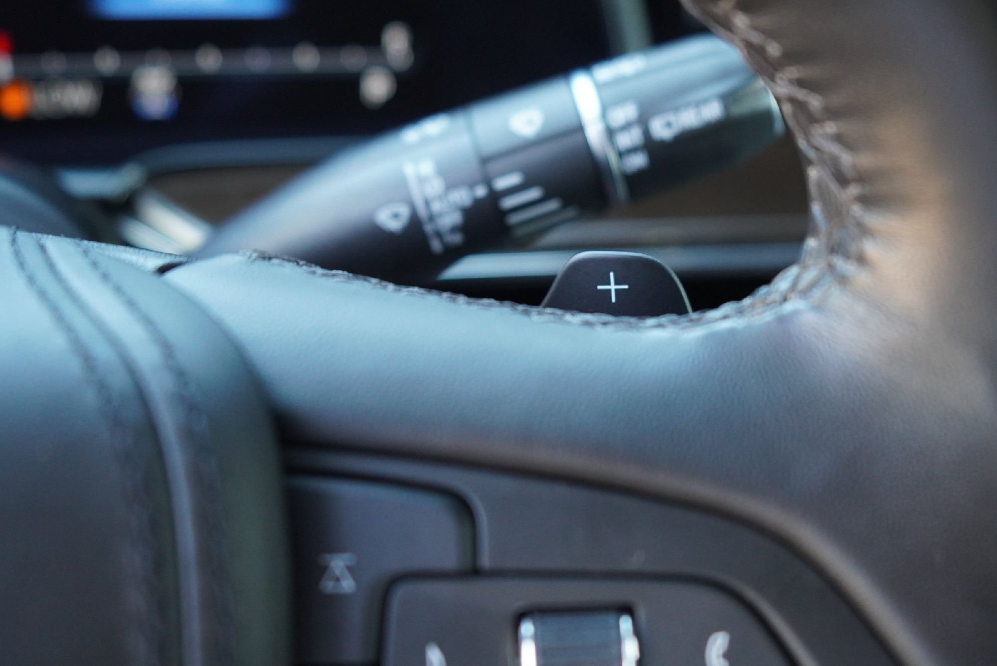 2023 Cadillac Escalade Premium Luxury Platinum - Photo 17