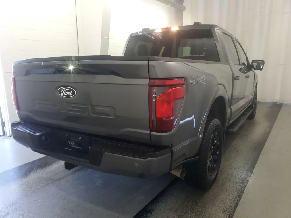 Certified Used 2025 Gray Metallic Ford XLT image 4