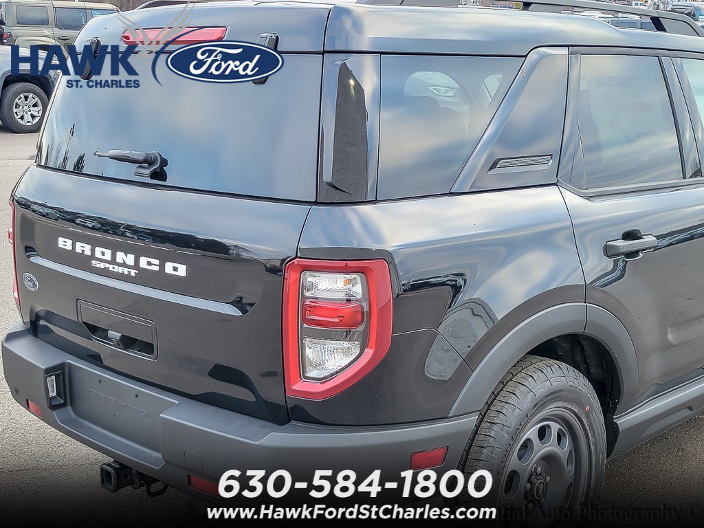New 2024 Shadow Black Ford Big Bend® image 6