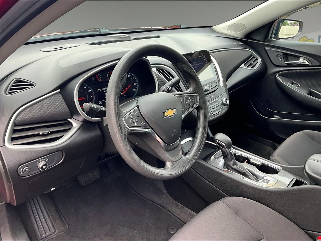 Used 2024 Red Chevrolet LT image 8