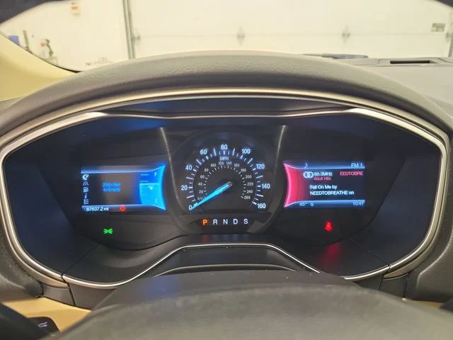 Used 2013 Ruby Red Metallic Ford SE image 28
