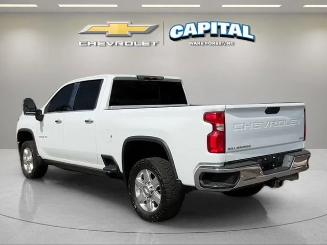 Used 2022 Summit White Chevrolet LTZ image 3