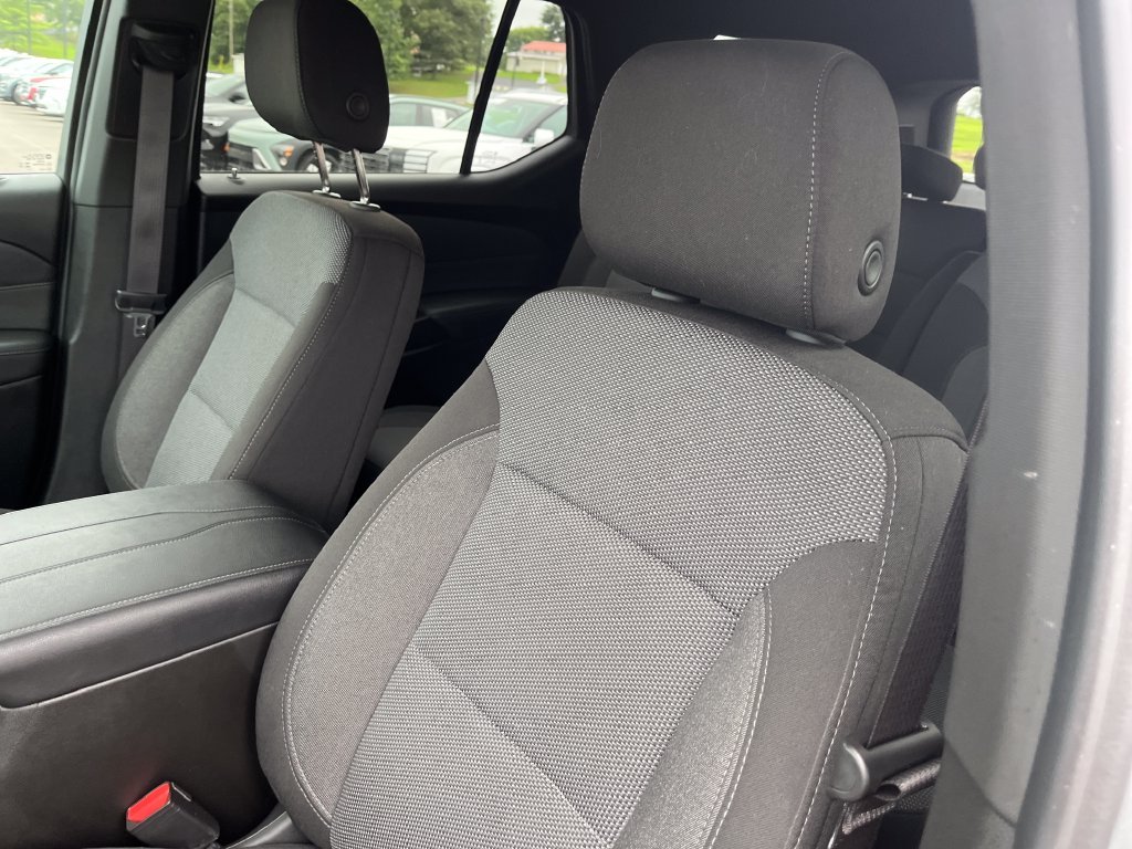 Used 2023 Gray Chevrolet LT image 12