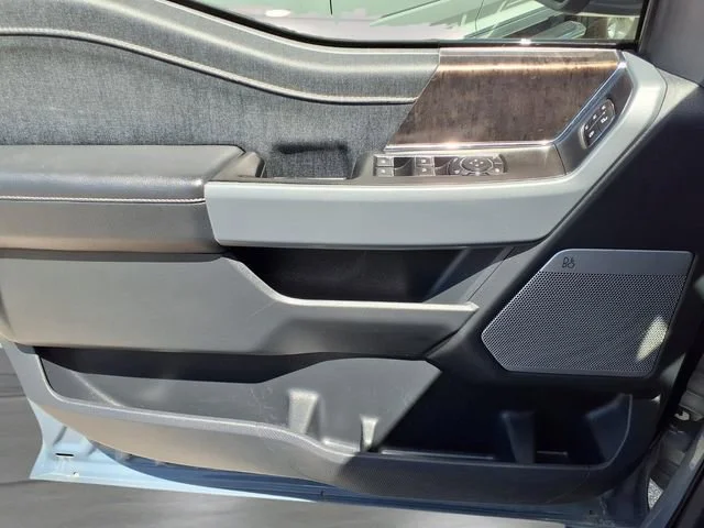 Used 2023  Ford XL image 20