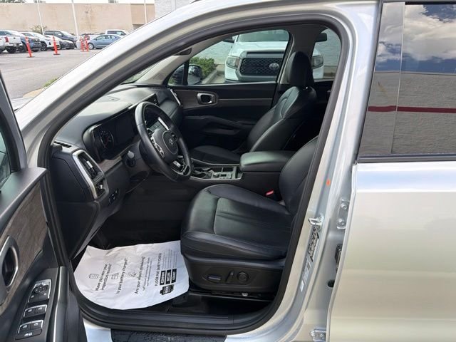 Used 2021 Silver Kia EX image 26