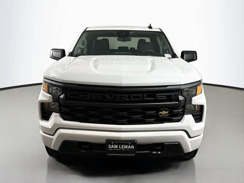 New 2026 Summit White Chevrolet Custom image 2