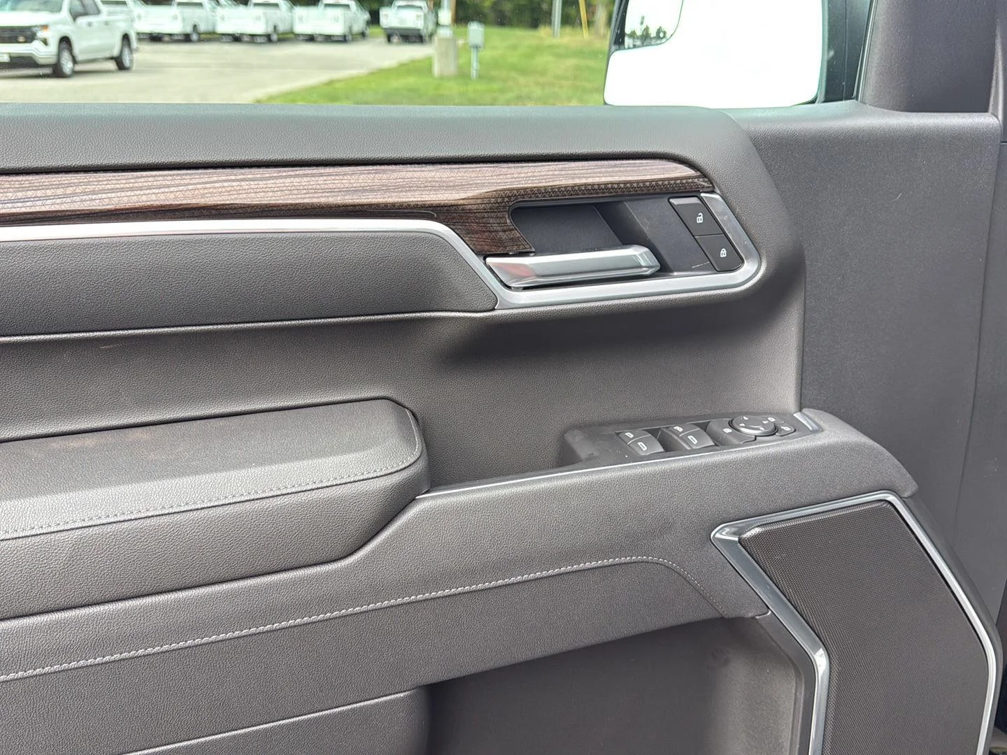 2026 Chevrolet Silverado 1500 LT - Photo 25