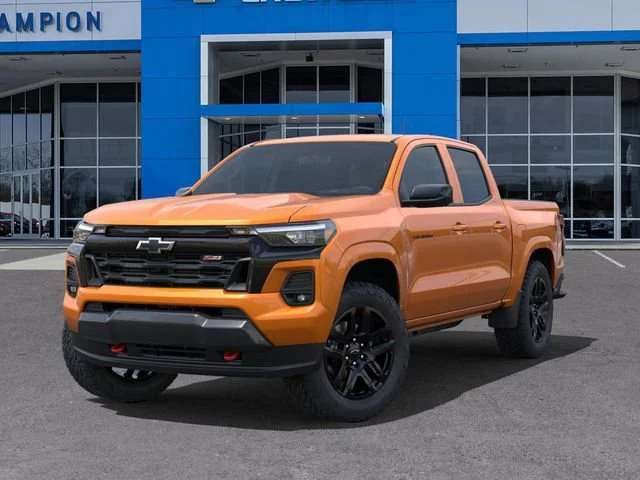 2025 Chevrolet Colorado Z71 - Photo 12
