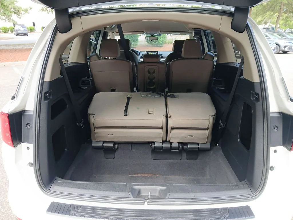 Used 2020  Honda EX image 37