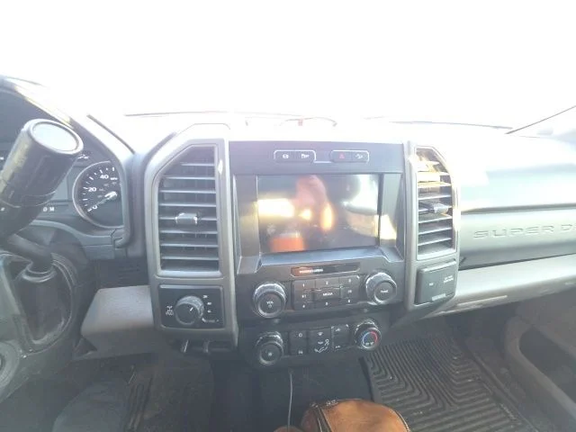 Used 2020 Black Ford XL image 22