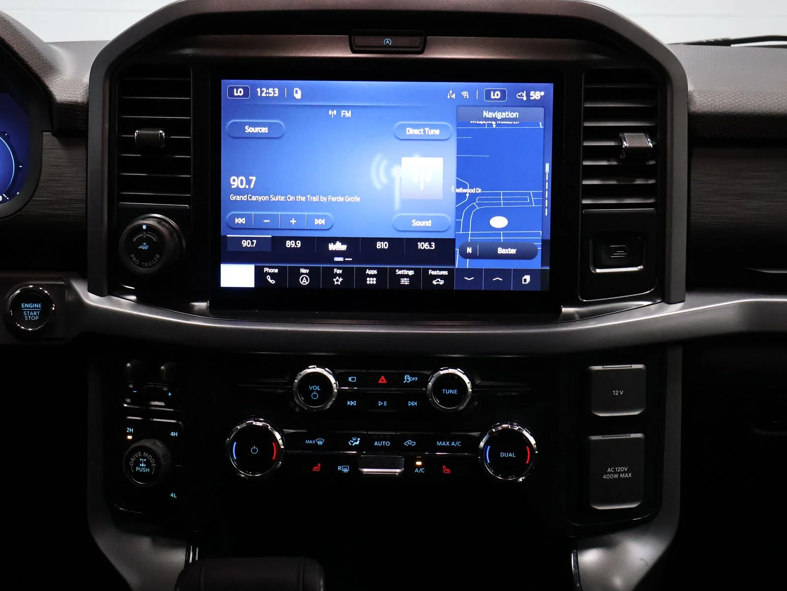 Used 2026 Agate Black Metallic Ford XLT image 30