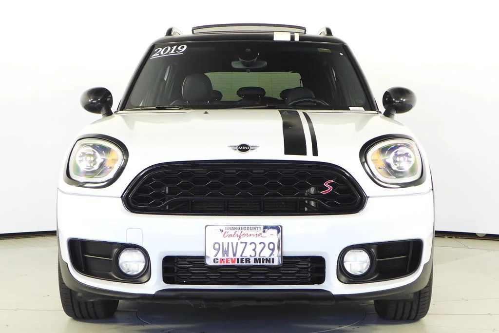 Used 2019 White MINI  image 3