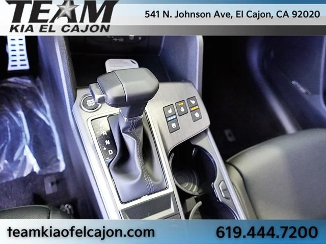New 2026 White Kia X-Pro Prestige image 38