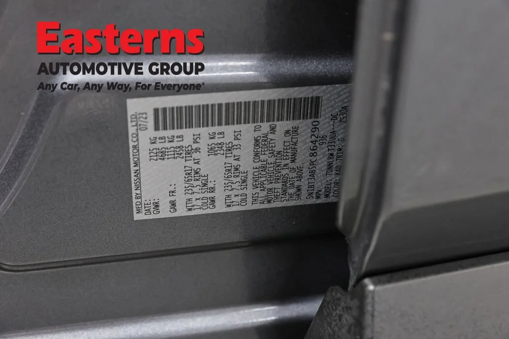 Used 2023 Gray Nissan S image 36