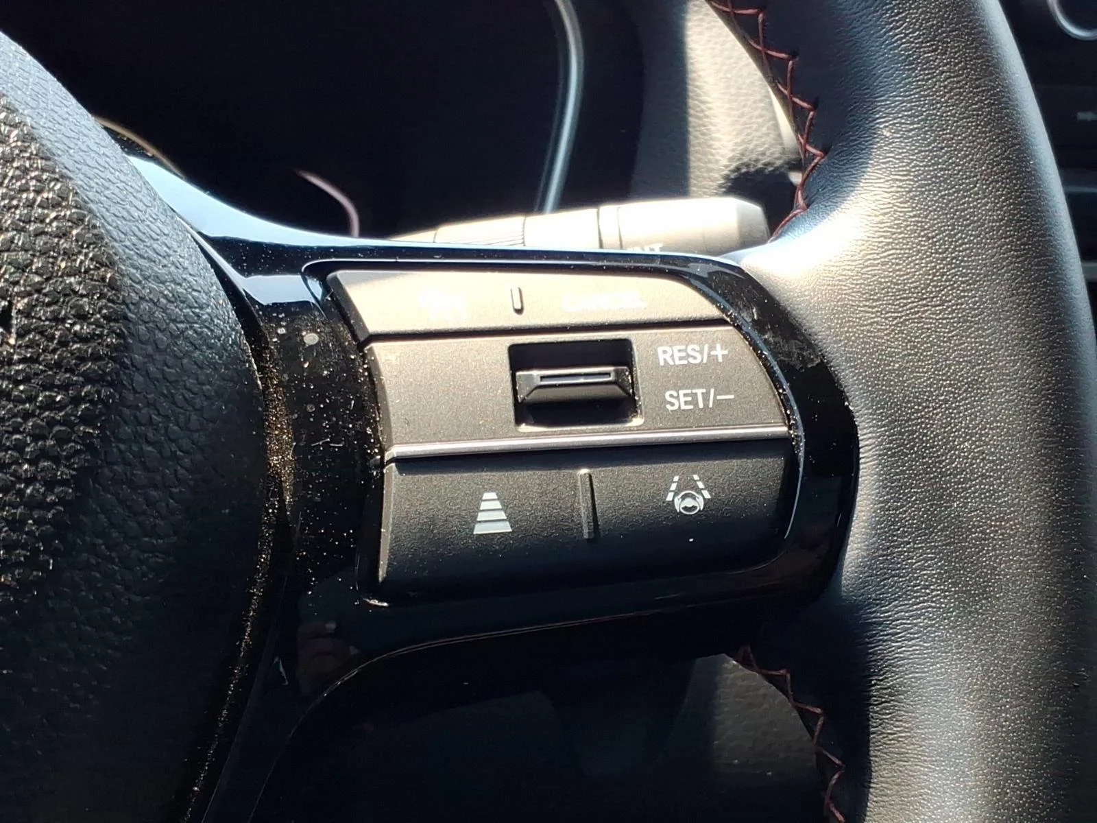 Used 2025  Honda Sport image 26