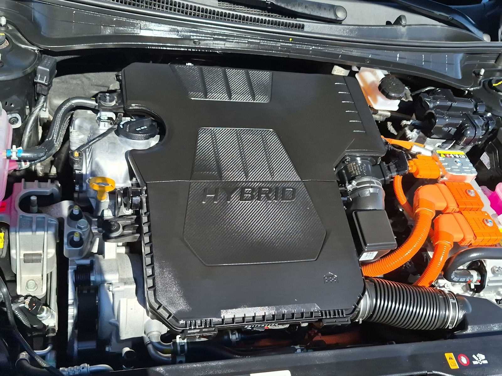 Certified Used 2025 Abyss Black Hyundai SEL Sport image 14