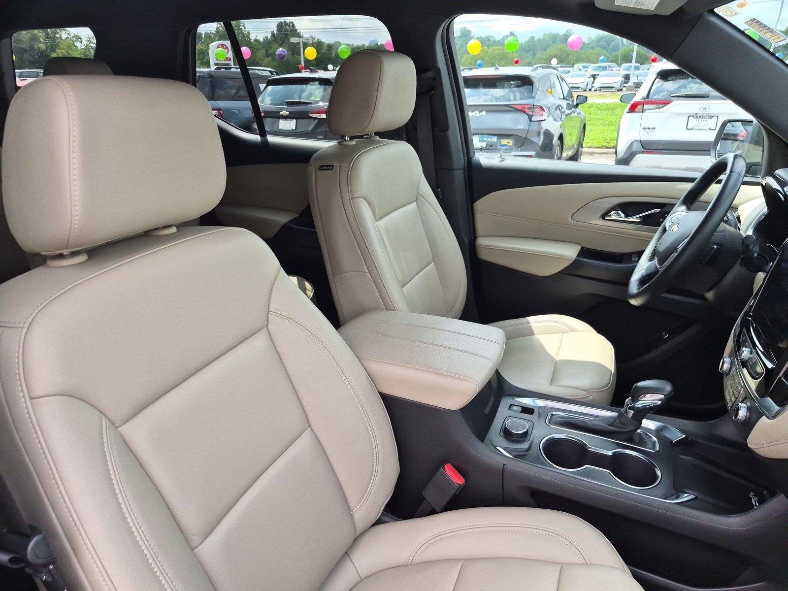 Used 2023 Mosaic Black Metallic Chevrolet LT Leather image 38