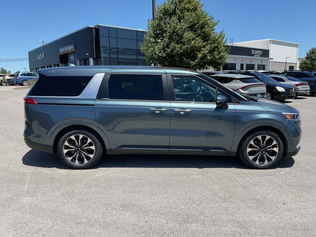 Used 2022 Astra Blue Kia EX image 10