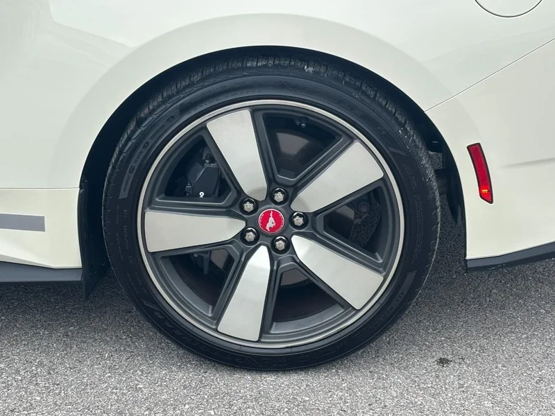 Used 2025 White Ford GT Premium image 12