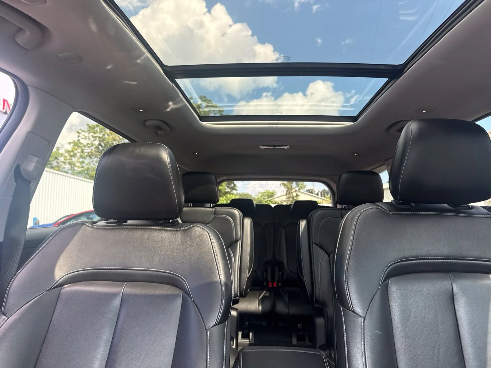 Used 2023 Gray Jeep Limited image 24