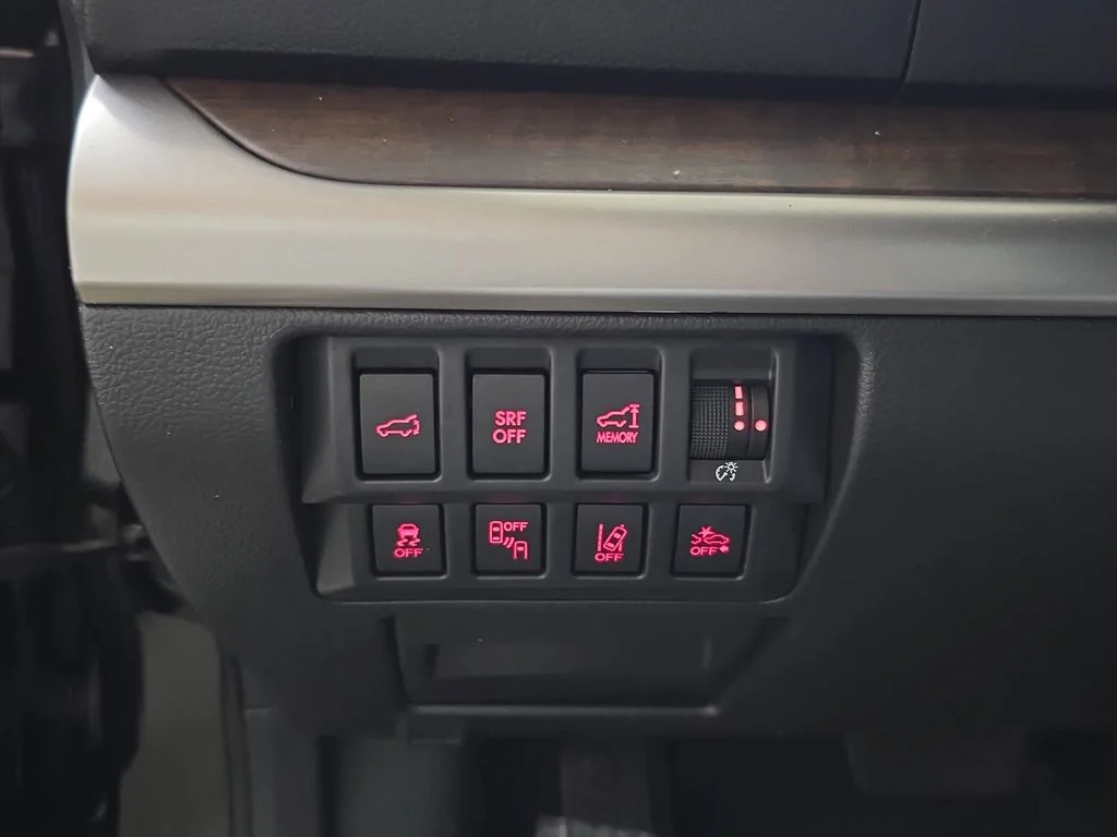 Used 2017 Black Subaru 2.5i image 25