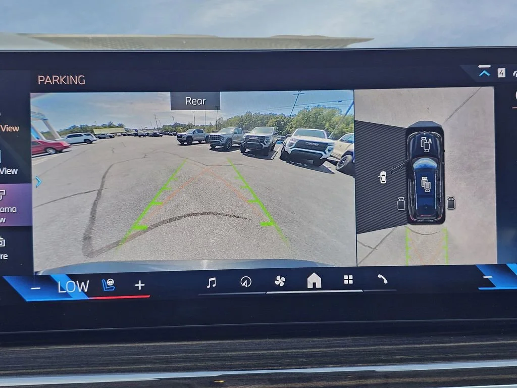 Used 2025 Blue BMW xDrive40i image 31