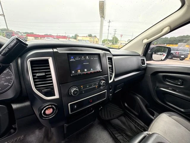 Used 2017 White Nissan S image 19